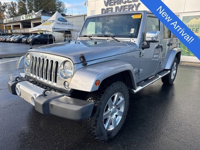 2014 Jeep Wrangler Unlimited Sahara photo 3