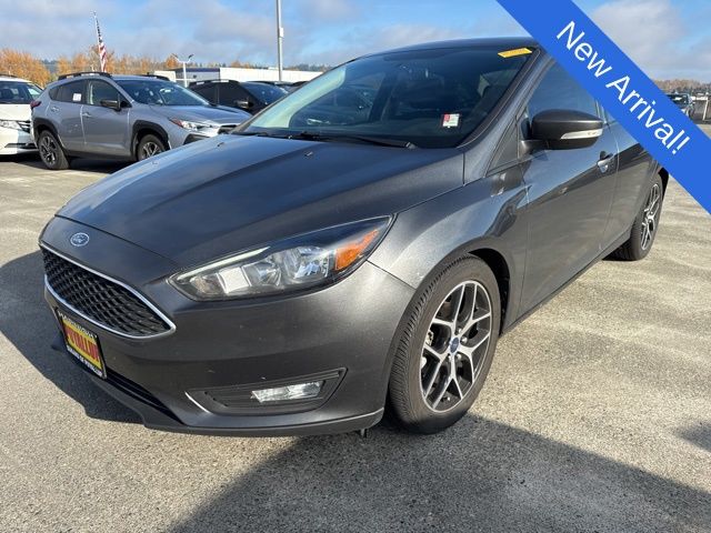 2018 Ford Focus SEL photo 3