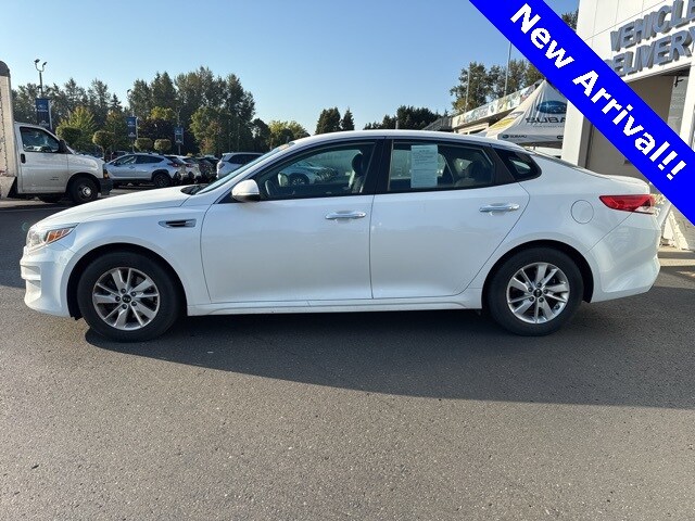 2018 Kia Optima LX photo 4