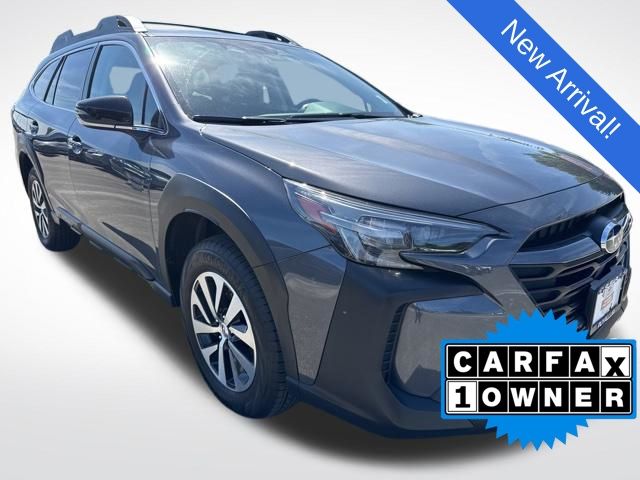 2024 Subaru Outback Premium's photo
