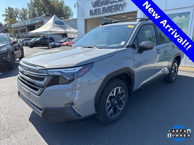 2025 Subaru Forester Premium Base photo 3