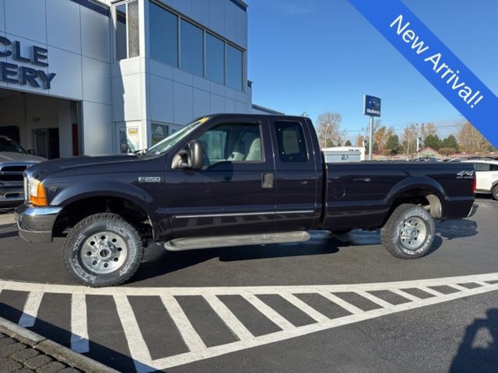 Used 2000 Ford F-250SD XLT Truck
