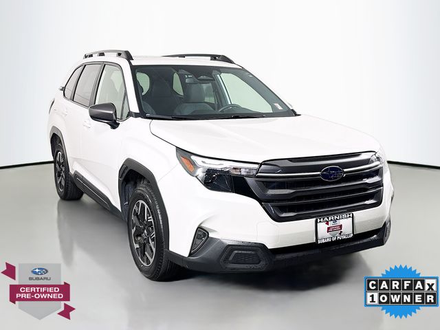 2025 Subaru Forester Premium's photo