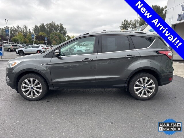2017 Ford Escape Titanium photo 4