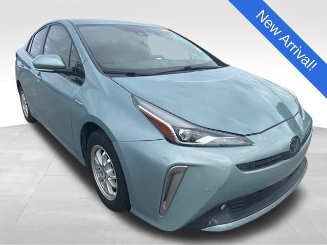 2020 Toyota Prius XLE AWD-e's photo