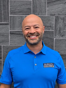 Staff member Carlos Valdez from ID_aecfcf