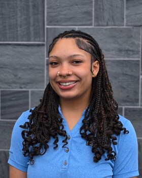 Staff member Niya Jones from ID_845999