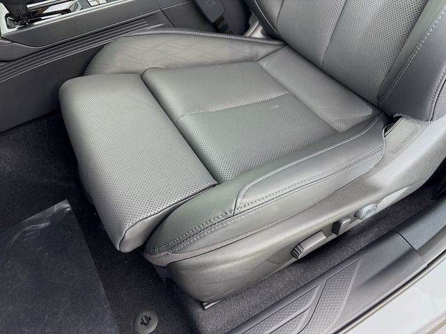 2026 Subaru Outback Touring XT - Photo 19