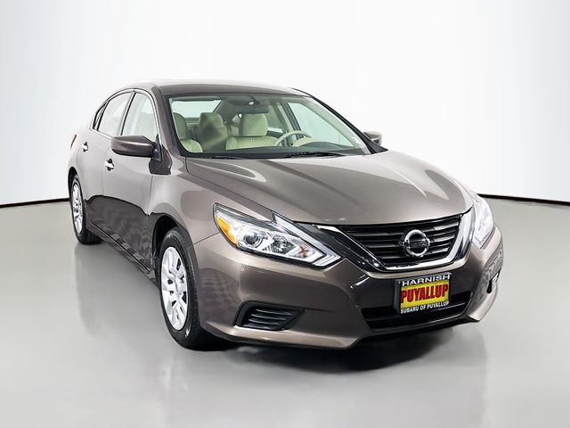 2016 Nissan Altima 2.5 S's photo