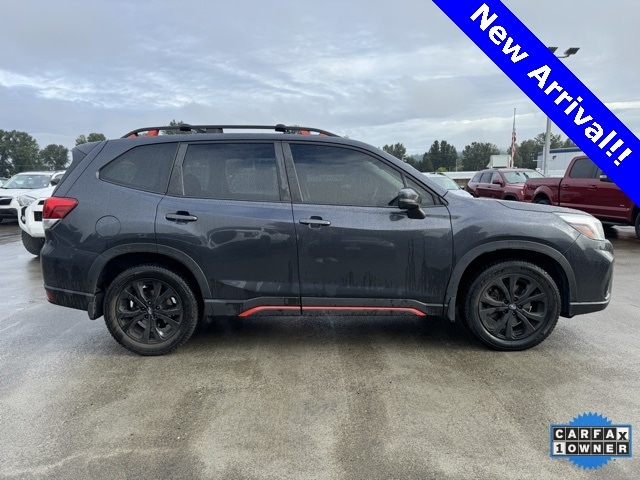 Used 2019 Subaru Forester Sport with VIN JF2SKAPC5KH581901 for sale in Puyallup, WA