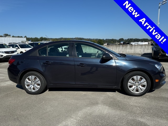 Used 2015 Chevrolet Cruze L with VIN 1G1P15SG2F7244485 for sale in Puyallup, WA