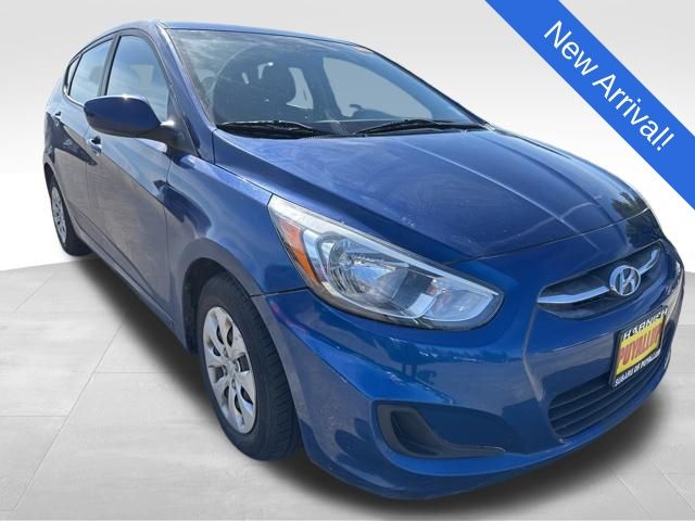 2016 Hyundai Accent SE 5-Door 6-Speed Automatic's photo