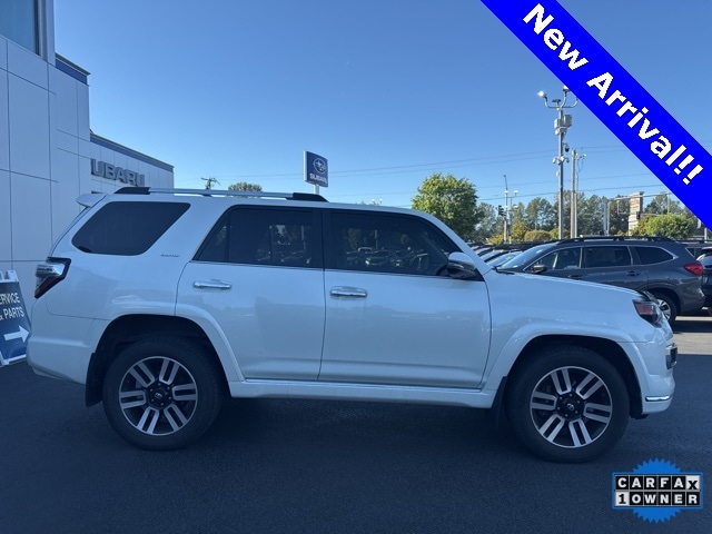 Used 2020 Toyota 4Runner Limited with VIN JTEBU5JR2L5828299 for sale in Puyallup, WA