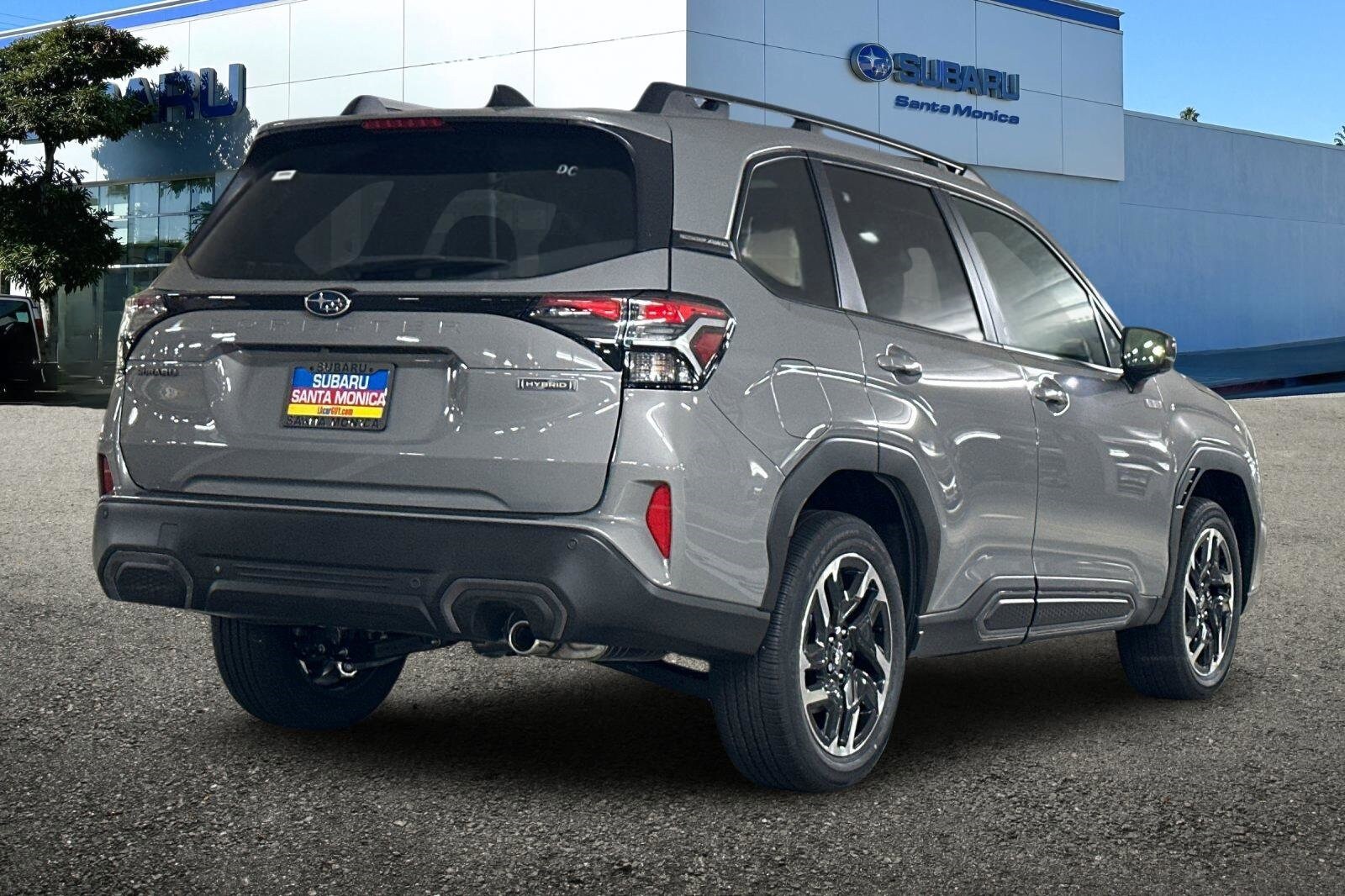 2025 Subaru Forester Limited photo 3
