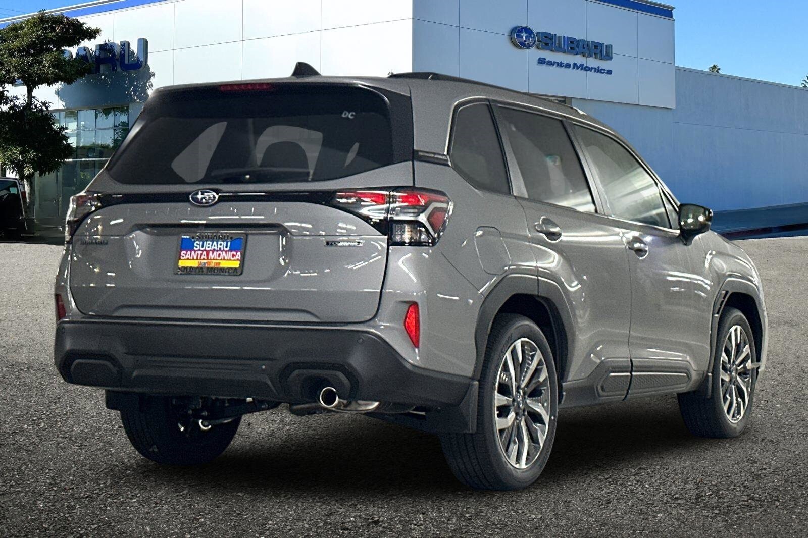 2025 Subaru Forester Touring photo 2