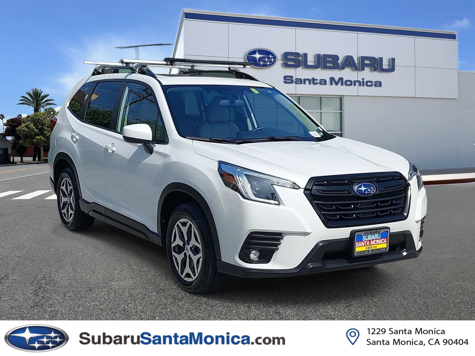 2024 Subaru Forester Premium photo 1