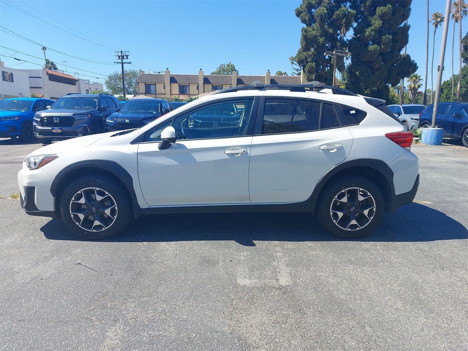 2019 Subaru Crosstrek 2.0i Premium photo 3