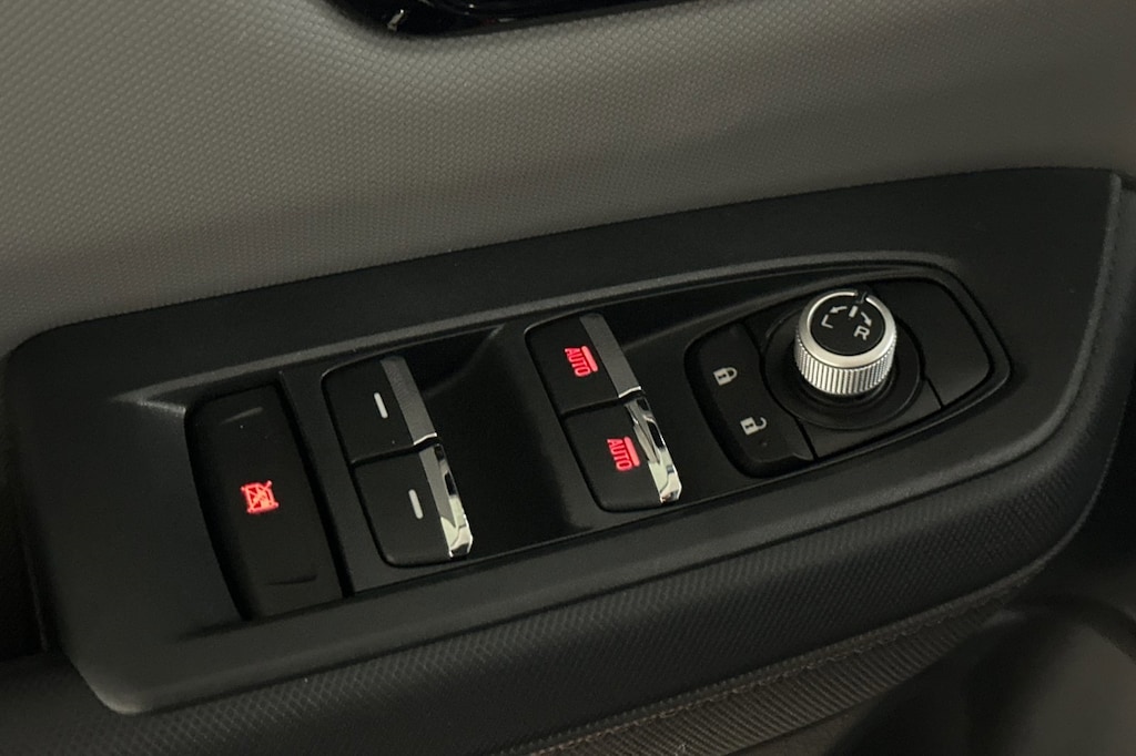 2025 Subaru Forester Sport photo 4