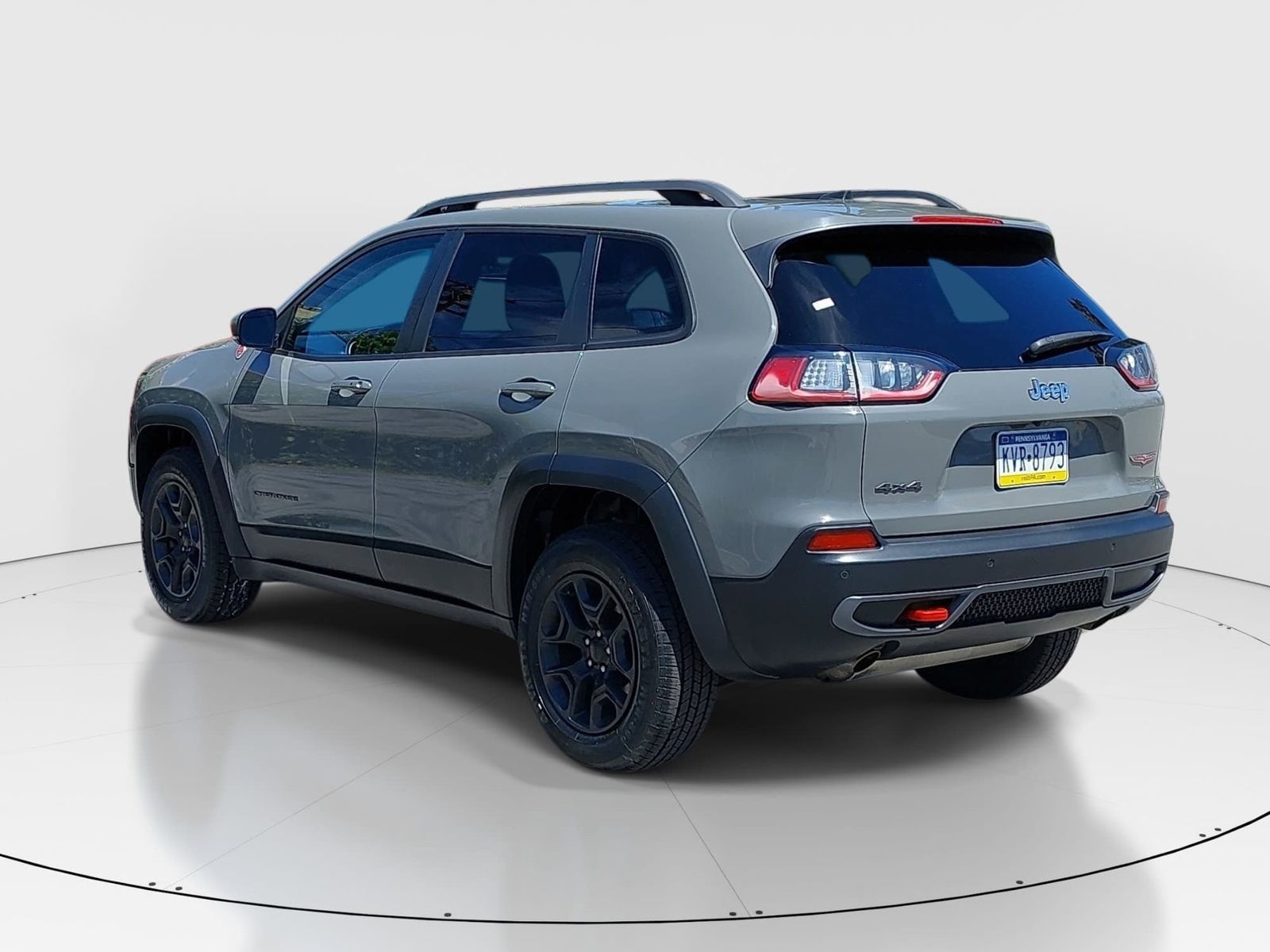 2019 Jeep Cherokee Trailhawk photo 4