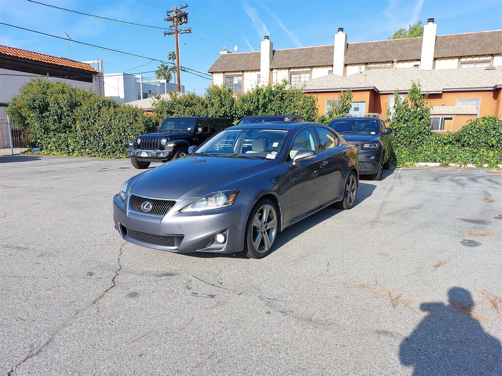 2012 Lexus IS 250 photo 3