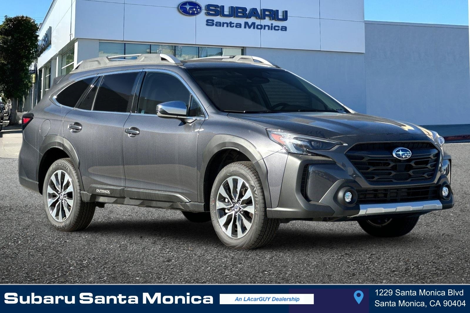 2025 Subaru Outback Touring's photo