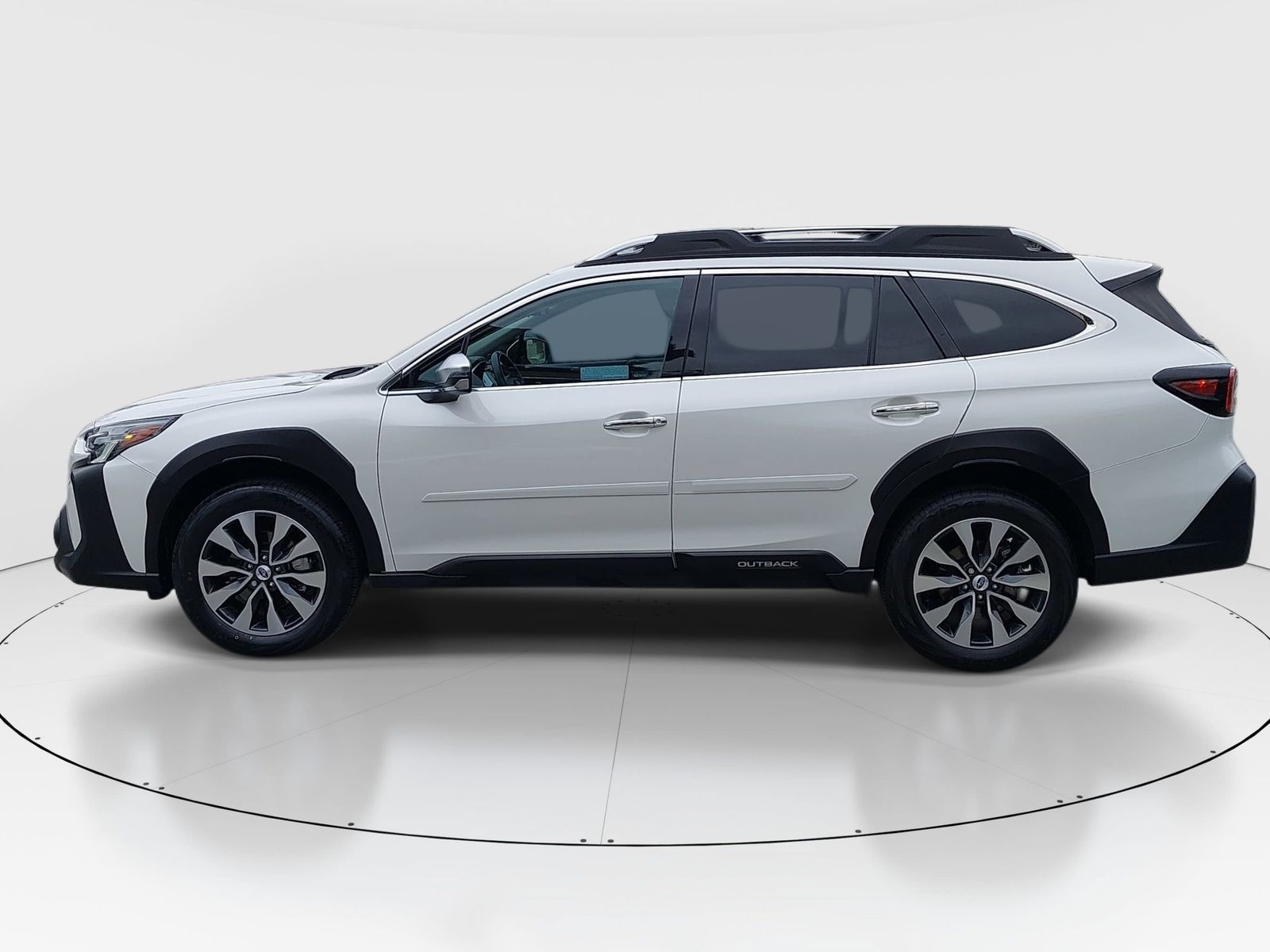 2023 Subaru Outback Touring XT photo 4