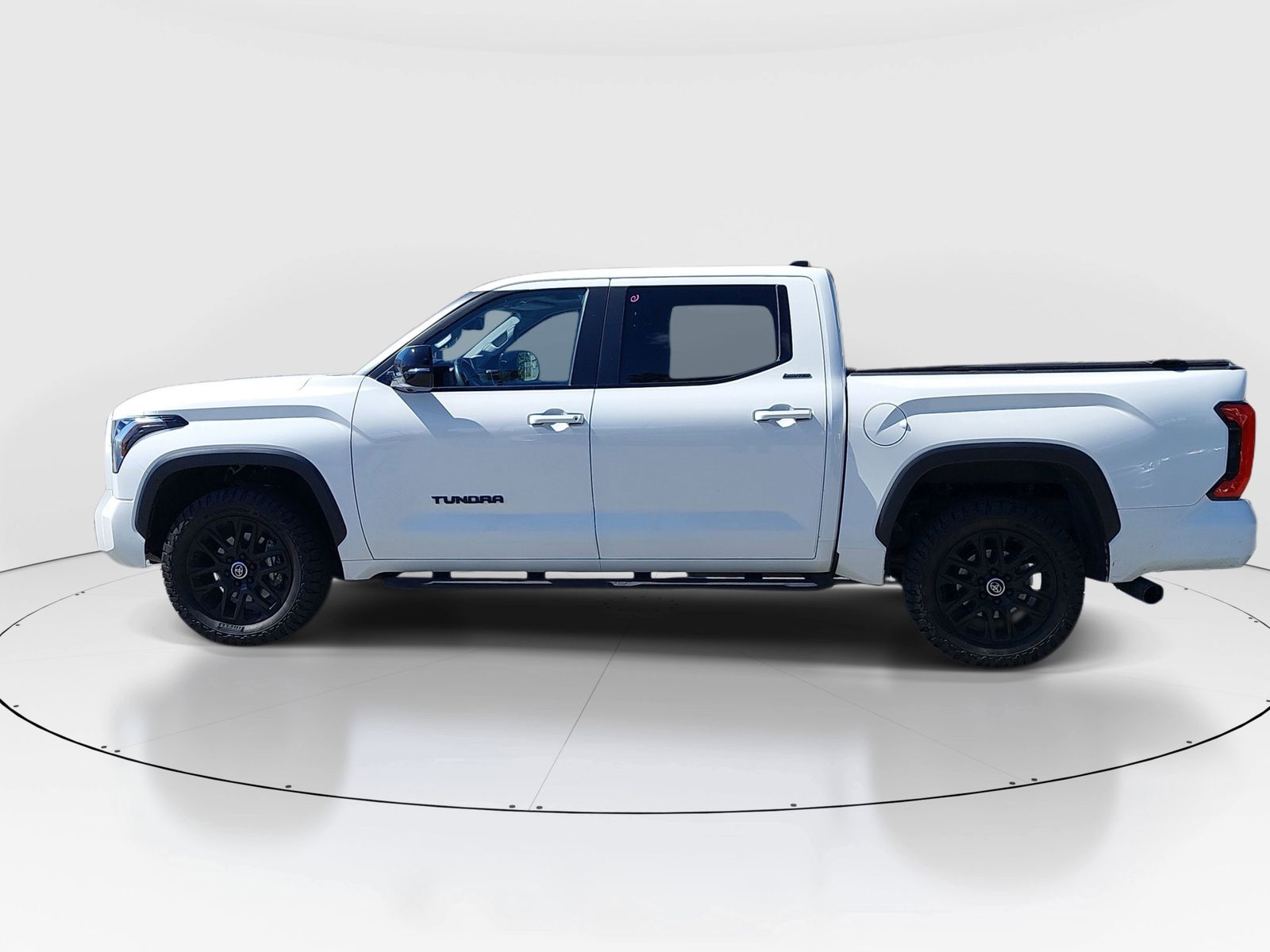 2024 Toyota Tundra Limited photo 4