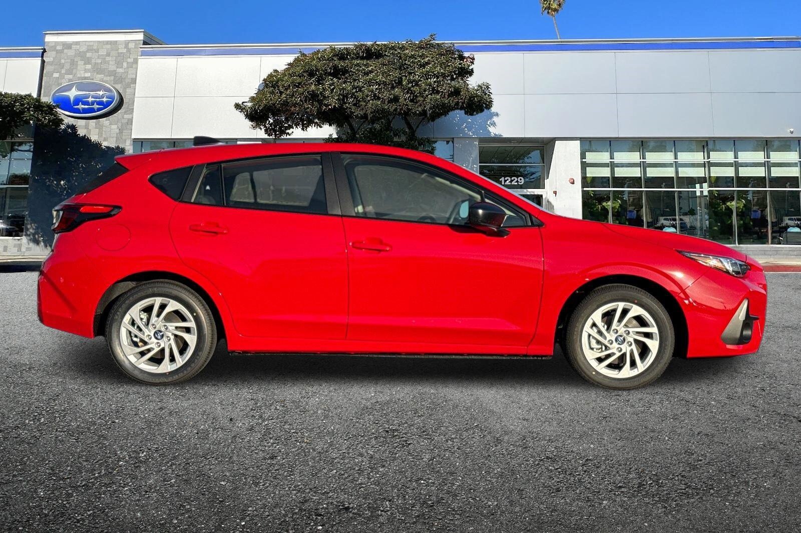 2025 Subaru Impreza Base photo 2