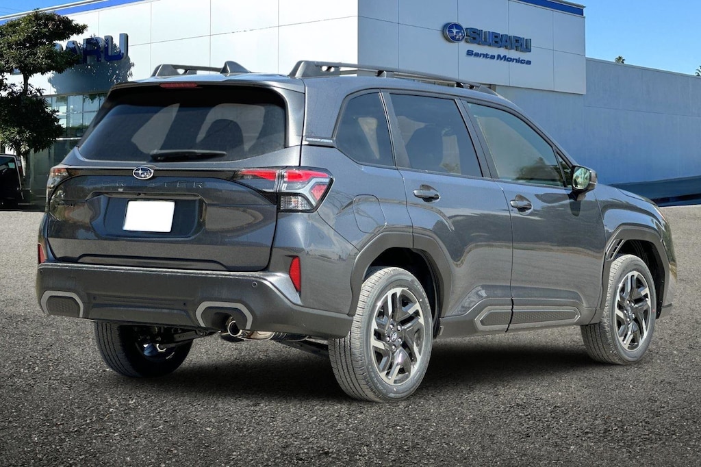 2025 Subaru Forester Limited photo 3