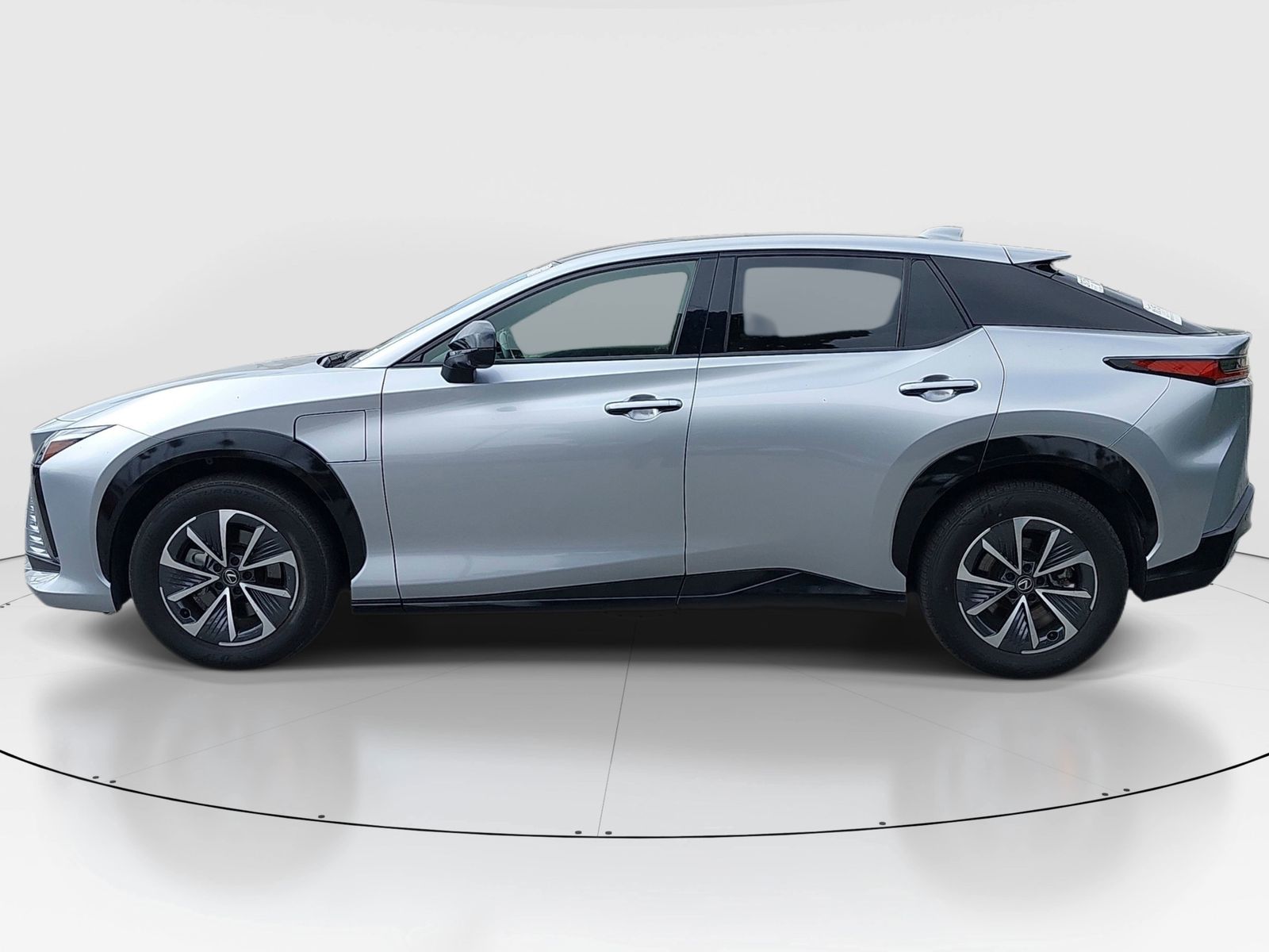 2023 LEXUS RZ 450e Premium photo 4