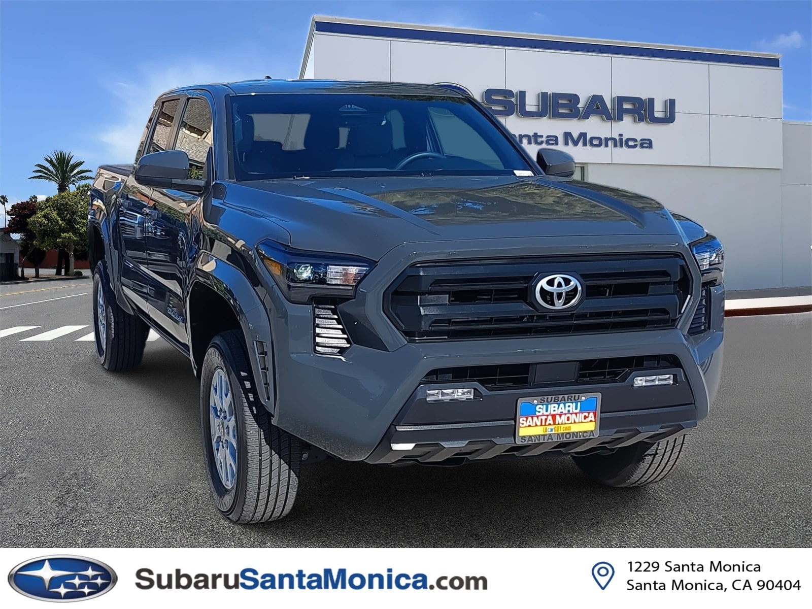 2025 Toyota Tacoma SR5's photo