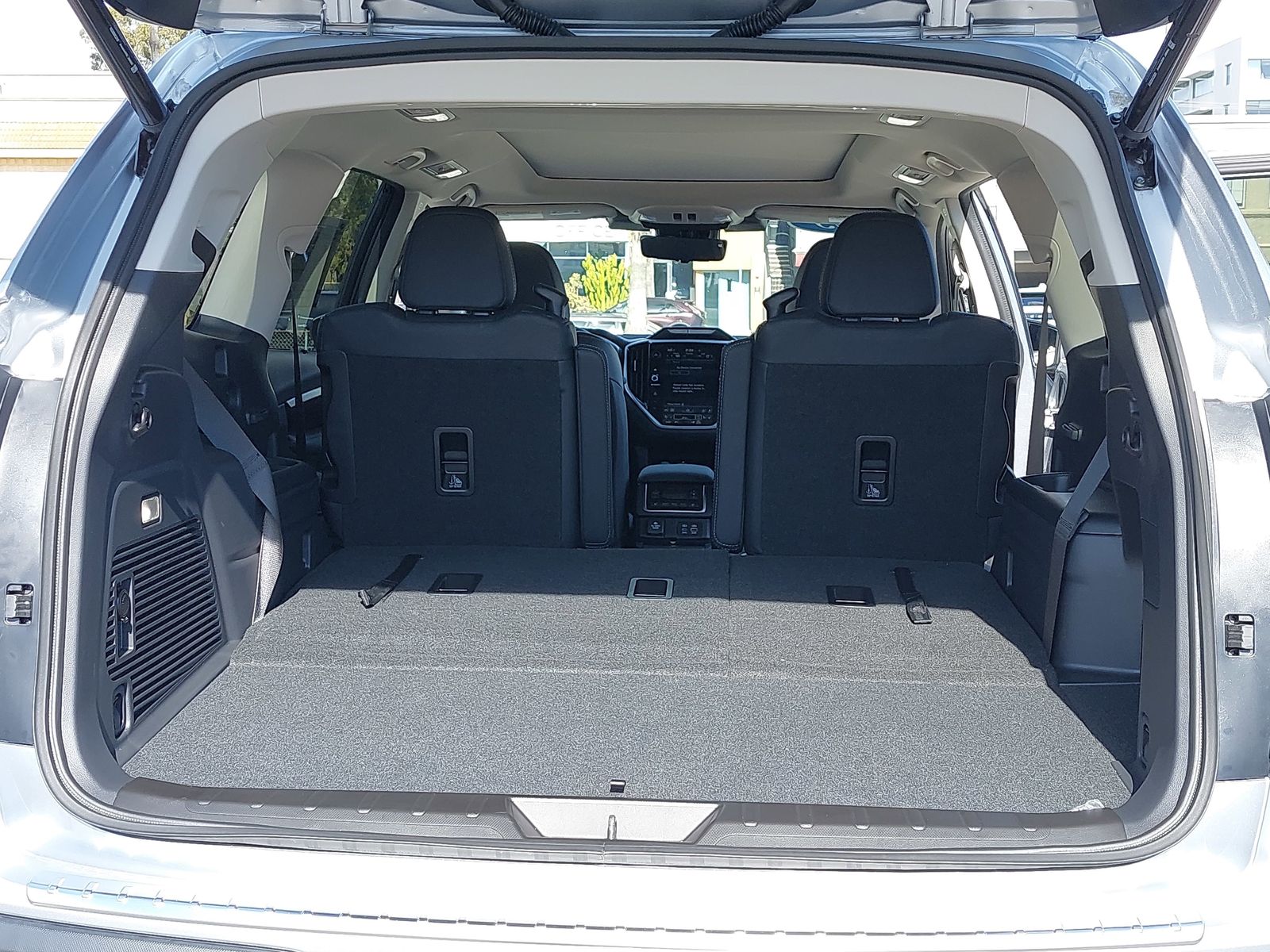 2025 Subaru Ascent Touring - Photo 14