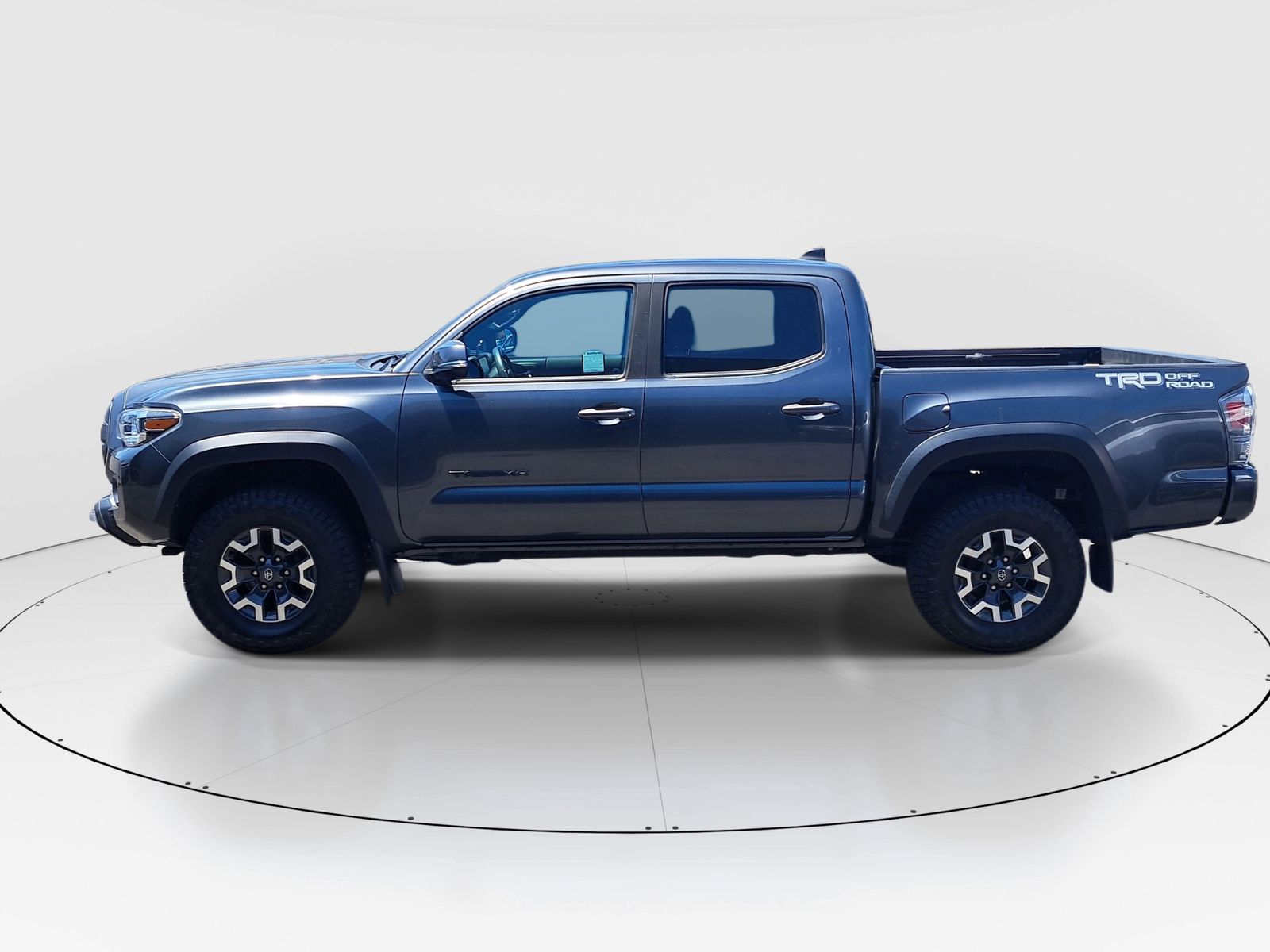 2021 Toyota Tacoma TRD Off-Road photo 4