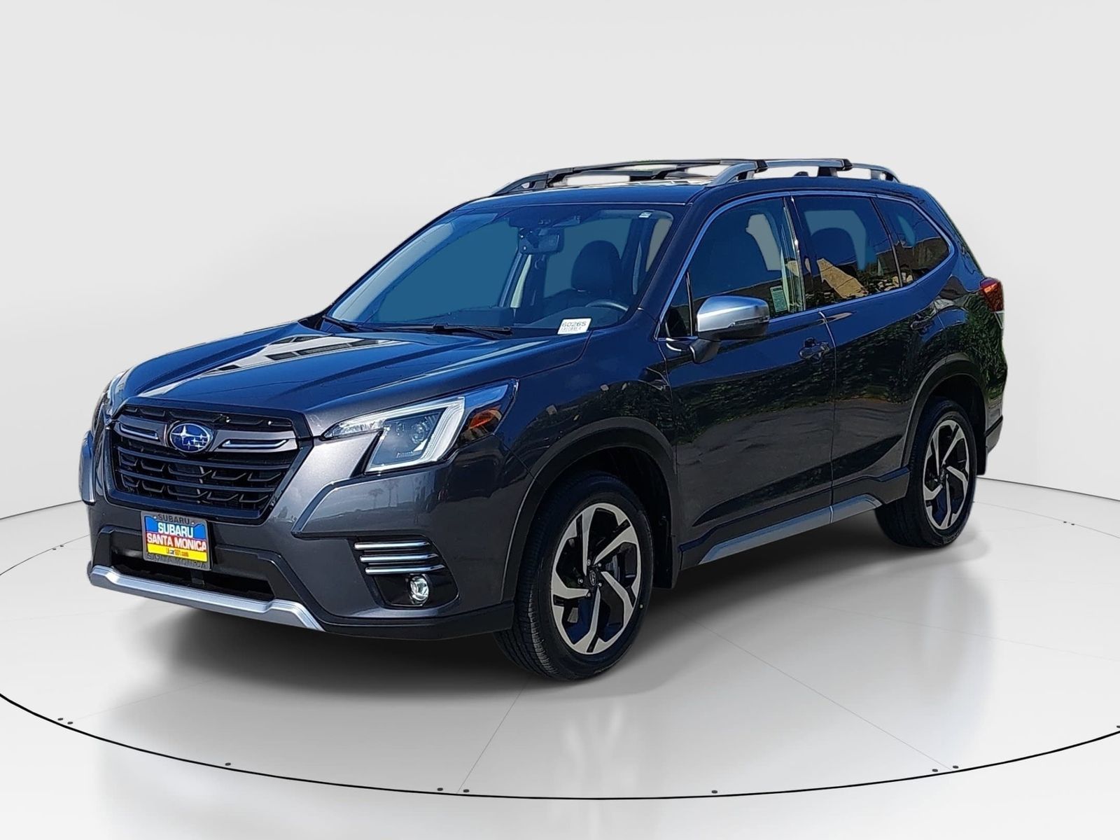 2023 Subaru Forester Touring photo 2