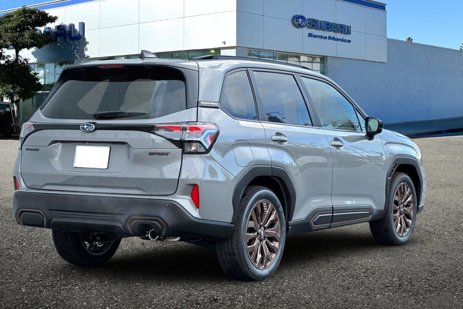 2025 Subaru Forester Sport photo 2