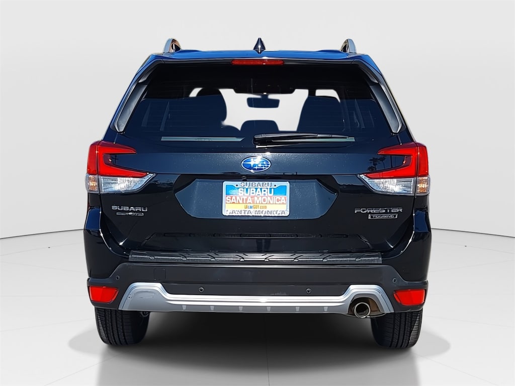 2022 Subaru Forester Touring photo 3