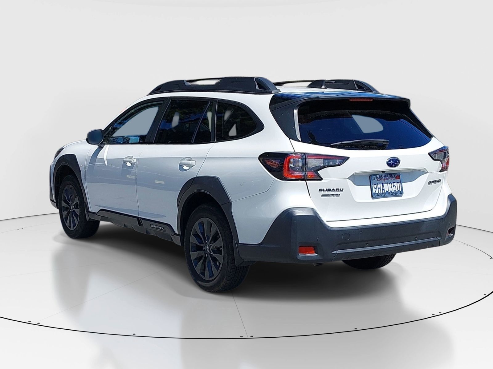 2024 Subaru Outback Onyx Edition photo 5