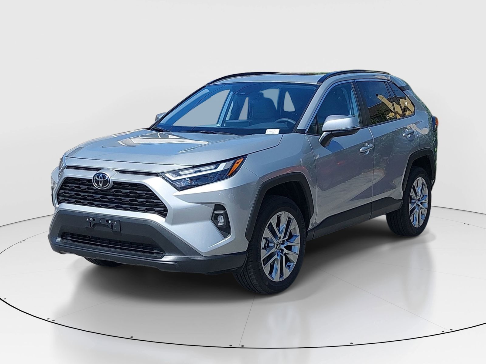 2025 Toyota RAV4 XLE Premium photo 3