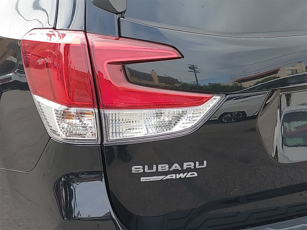 2021 Subaru Forester Limited photo 4