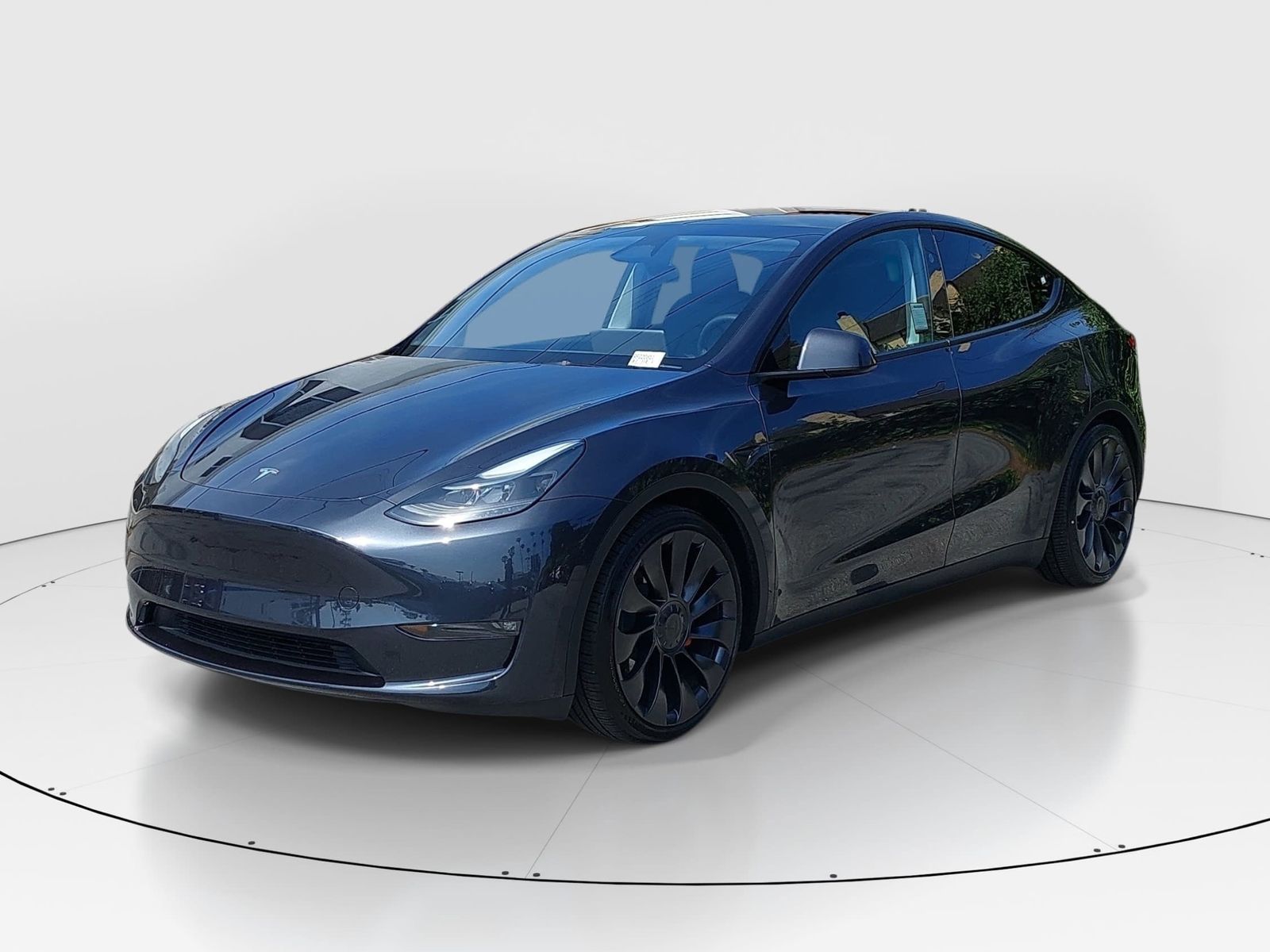 2024 Tesla Model Y Performance photo 2