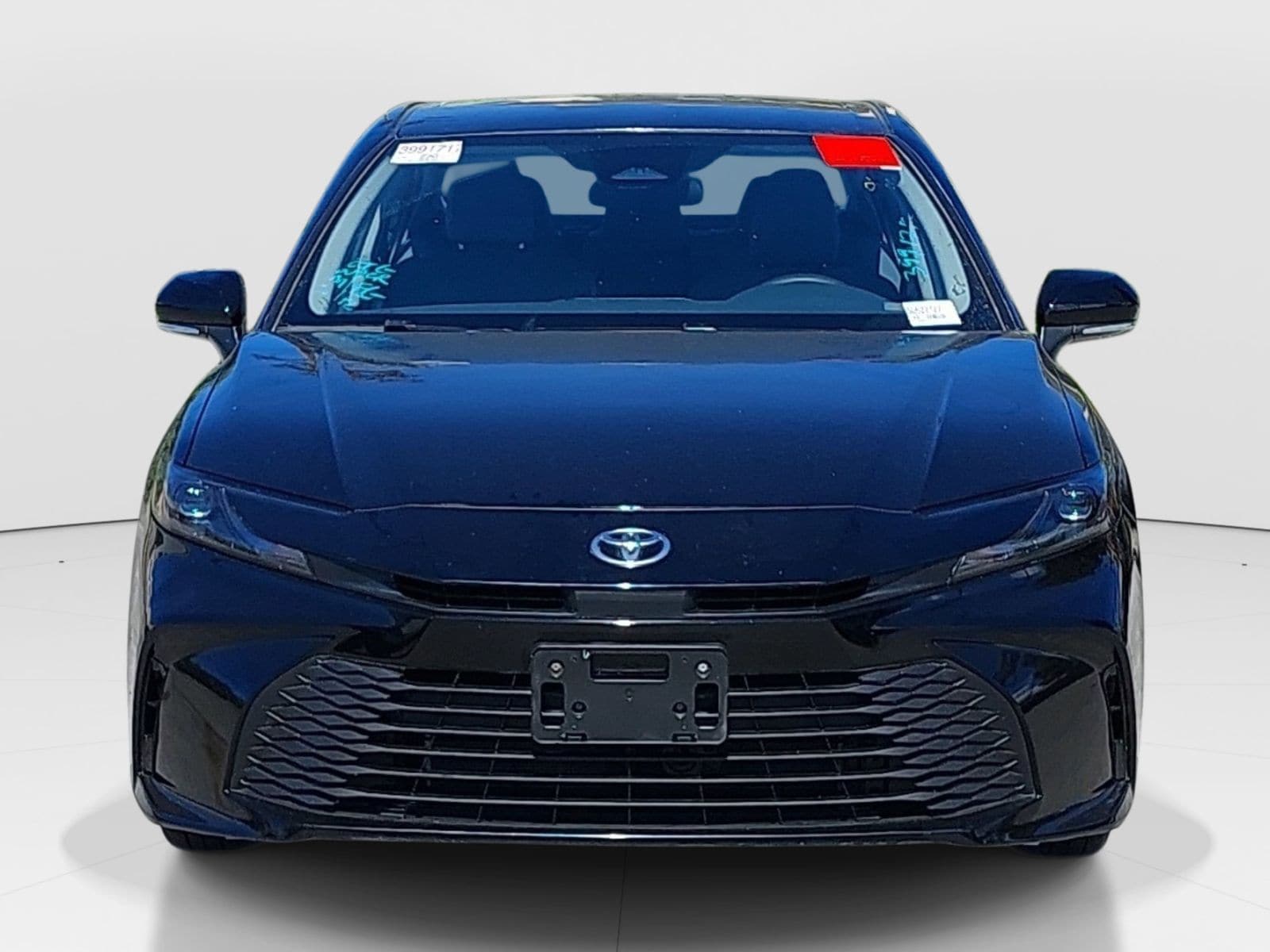2025 Toyota Camry LE photo 2