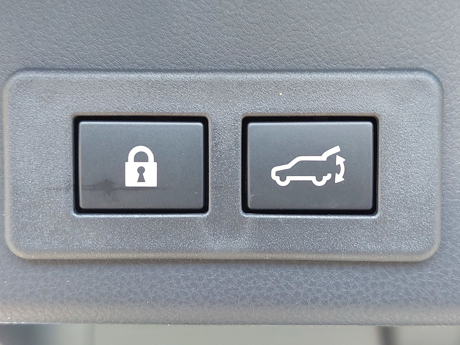 2025 Subaru Ascent Touring - Photo 15