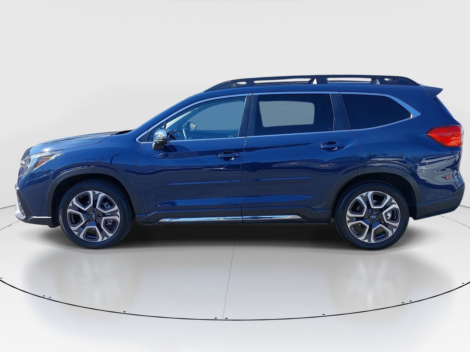 2023 Subaru Ascent Limited photo 4