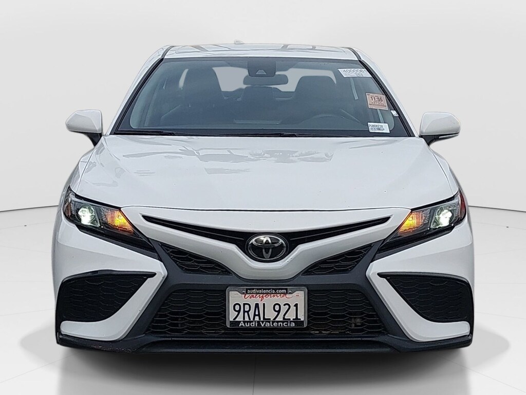 Used 2023 Toyota Camry SE Sedan