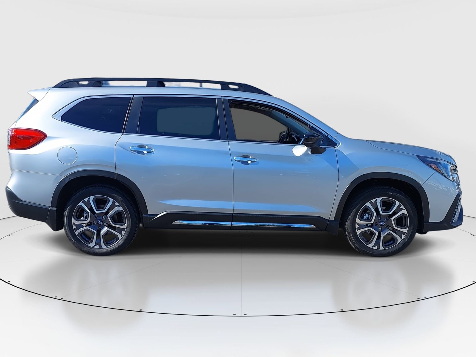 2025 Subaru Ascent Touring - Photo 8