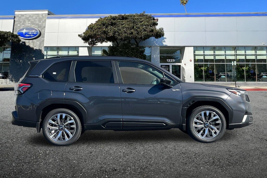 New 2025 Subaru Forester Hybrid Touring SUV
