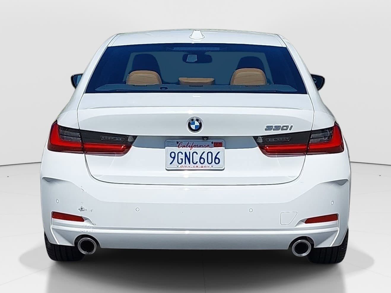 2023 BMW 3 Series 330i photo 5