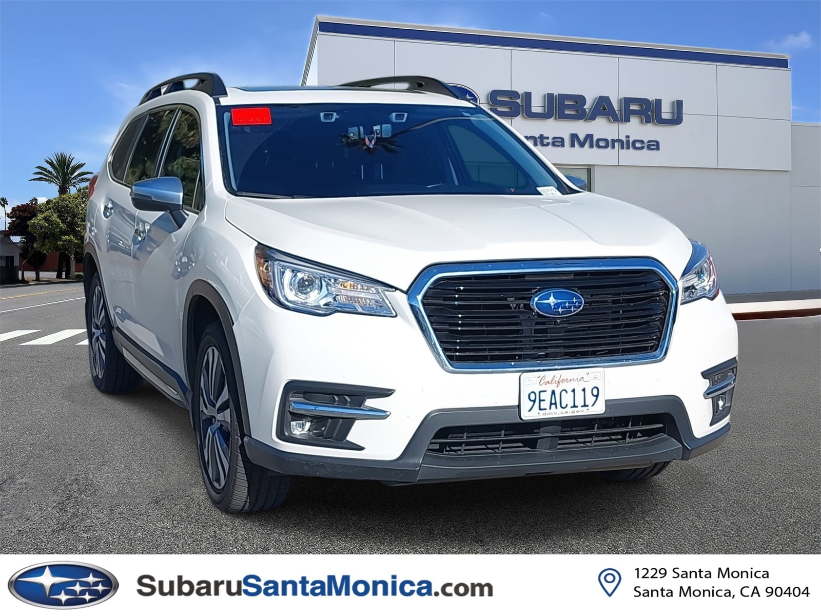 2022 Subaru Ascent Touring's photo