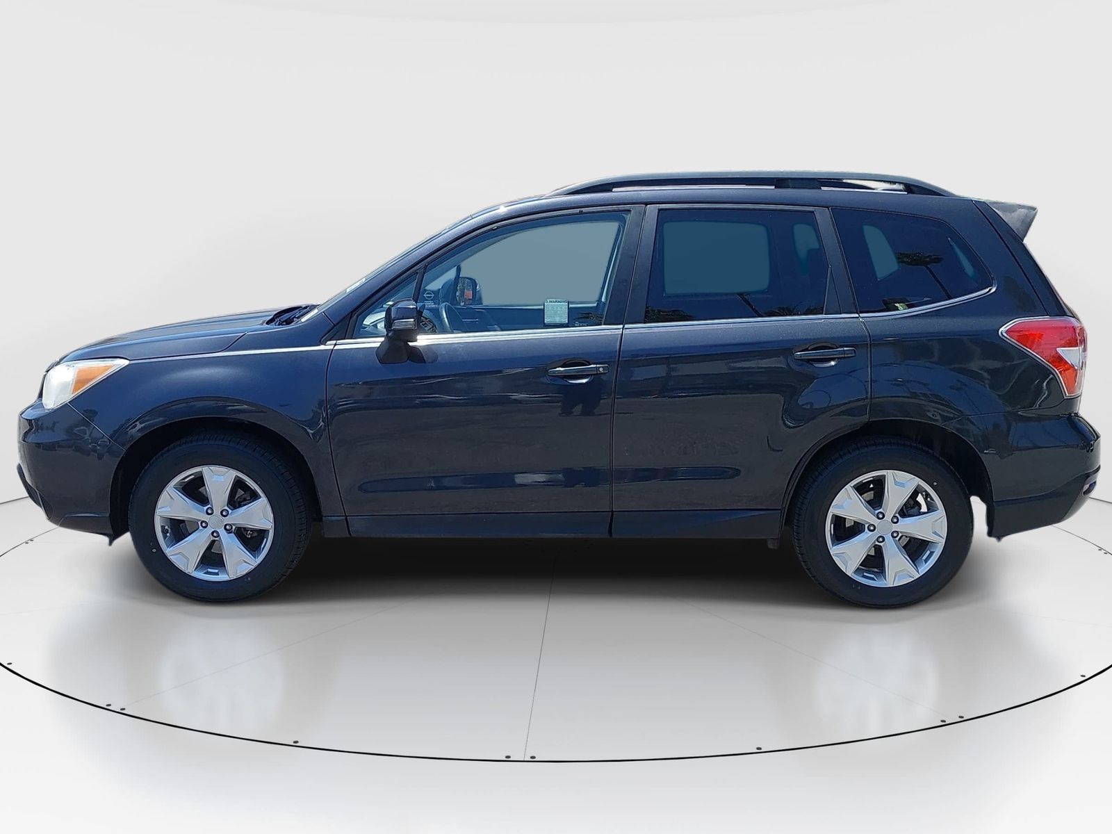 2014 Subaru Forester 2.5i Touring photo 4