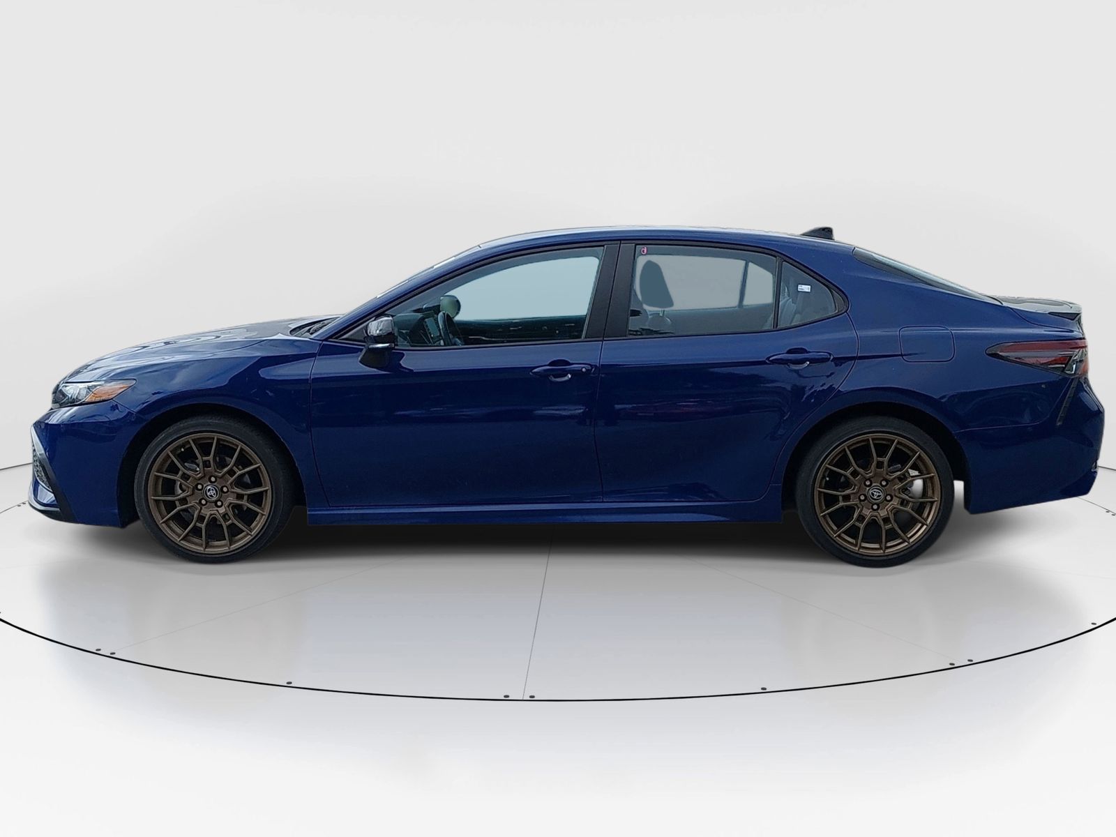 2023 Toyota Camry SE Nightshade photo 4